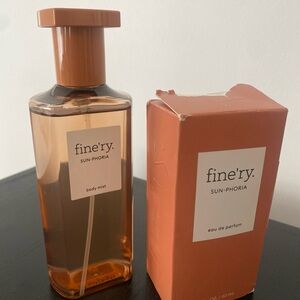 Finery Sun-Phoria Body Mist - Orange